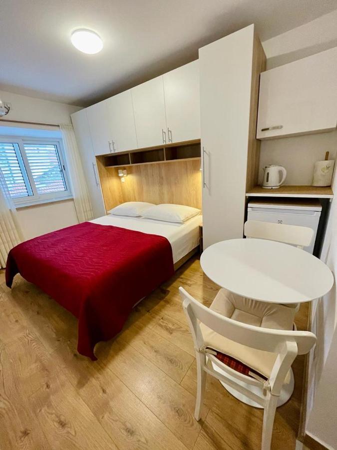 Guest House Korunic Korčula Екстериор снимка
